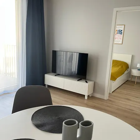 Zurawie Modern Apartment *